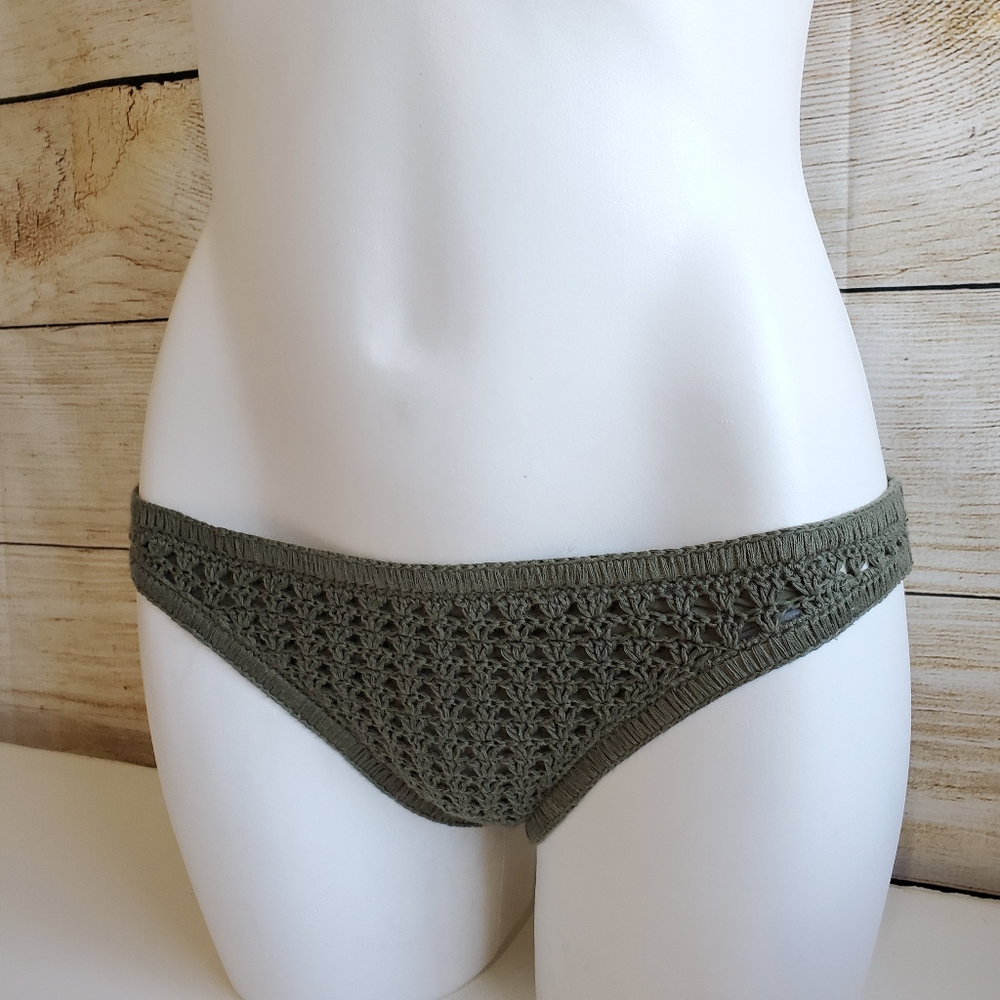 NWT Green Sea Gypsies by Lost Ella Cheeky Crochet Bottoms Medium